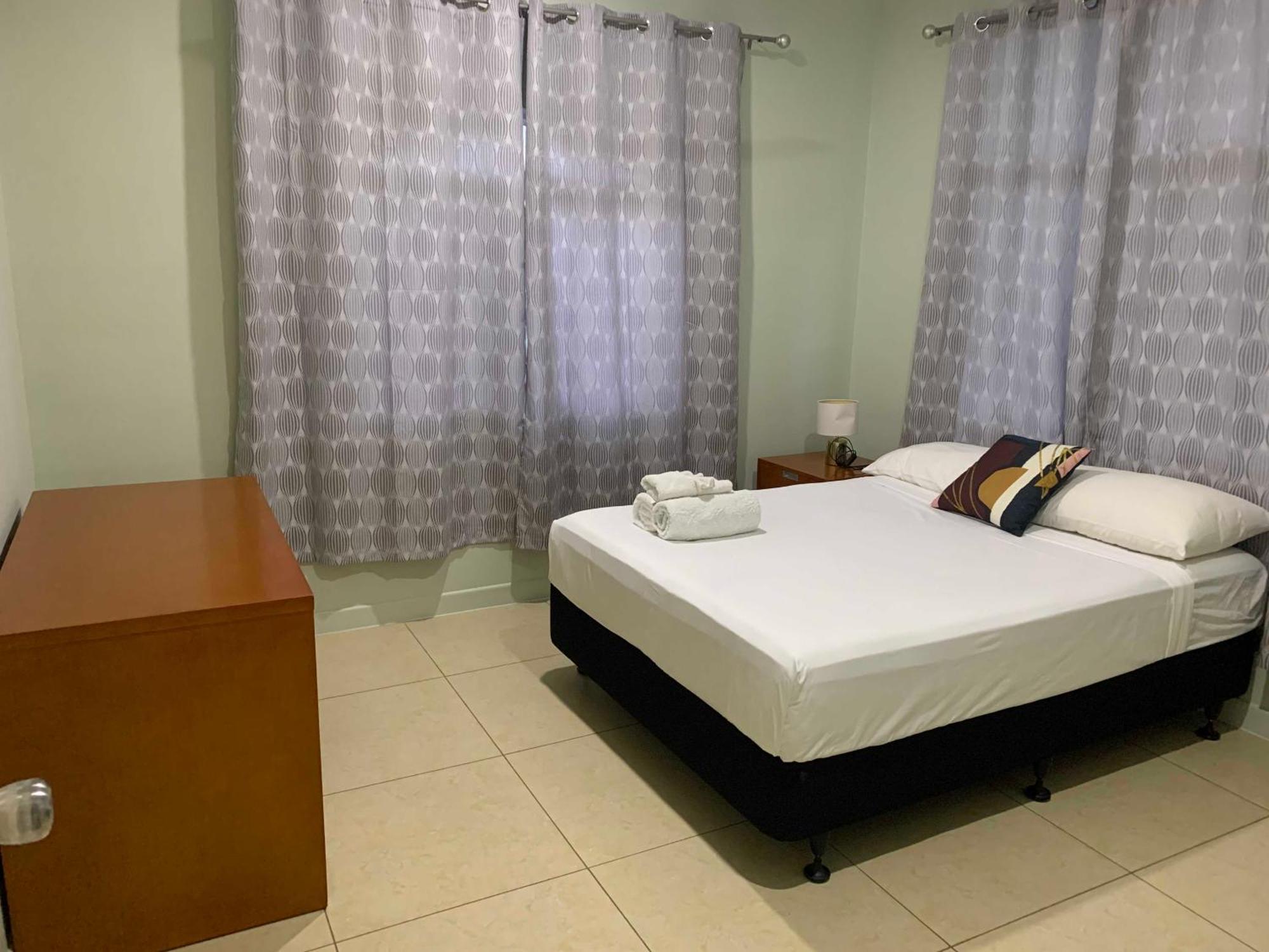 Alec'S Hotel Apia Dış mekan fotoğraf