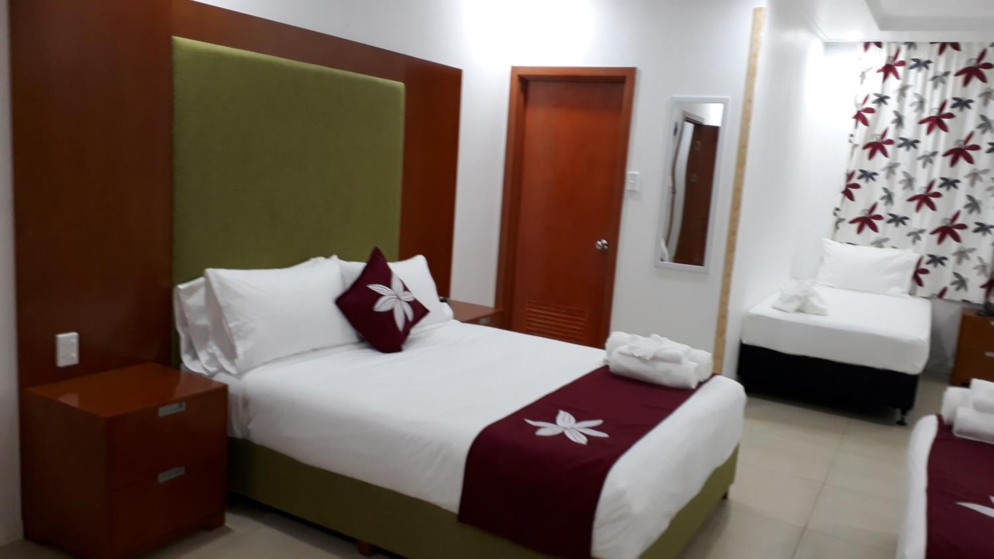 Alec'S Hotel Apia Dış mekan fotoğraf